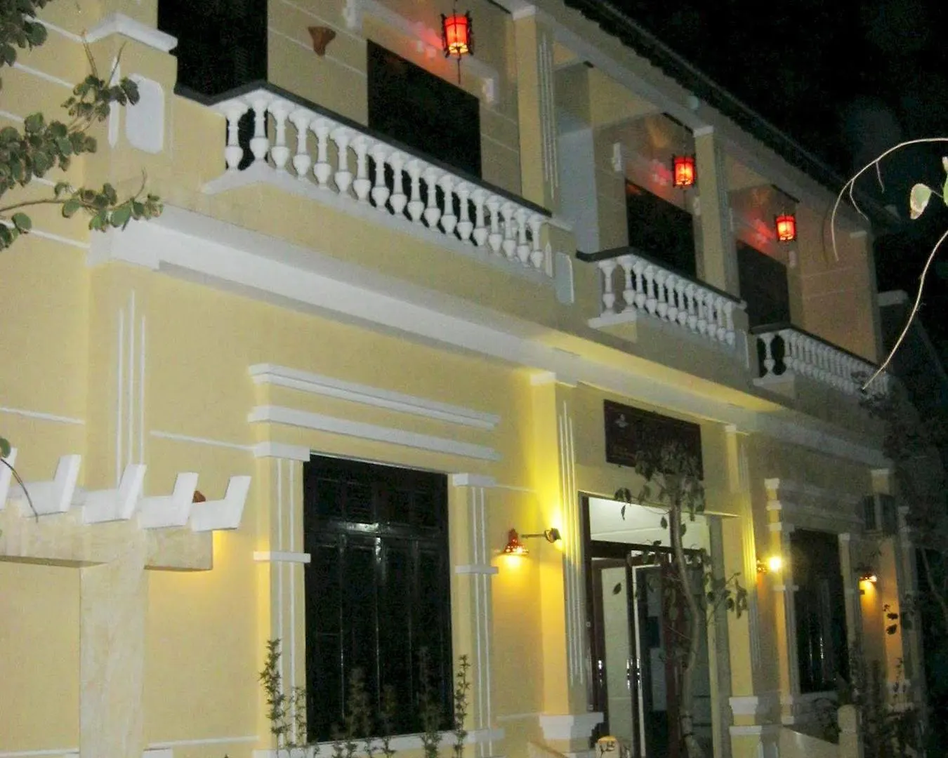 酒店 Botanic Beach Homestay 会安